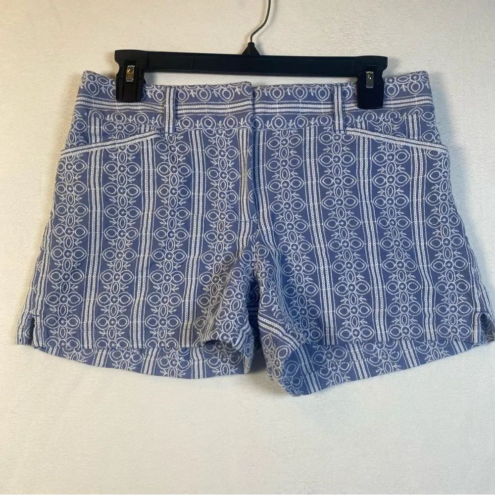 Ann Taylor Loft Blue Embroidered Riviera Shorts Size 2